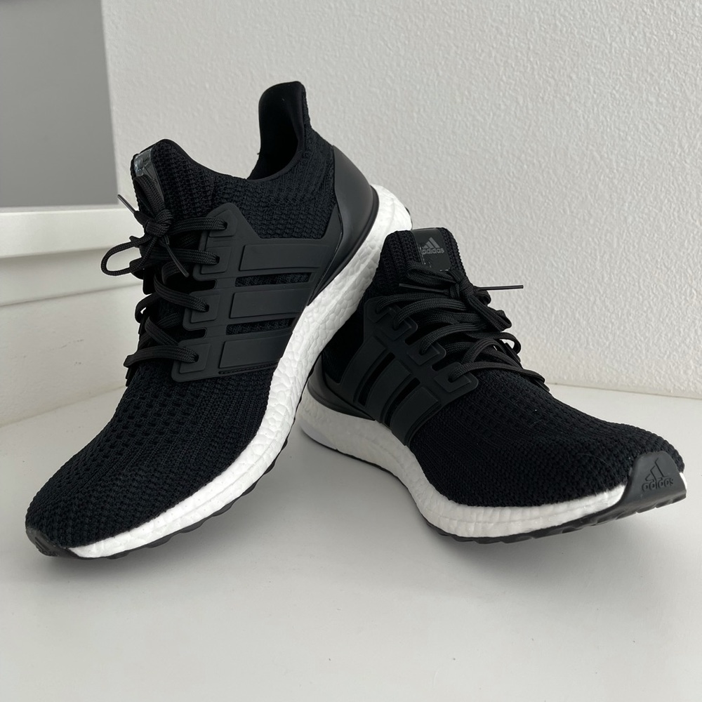 NEW Adidas Ultraboosts 4.0 DNA Black Men’s  12